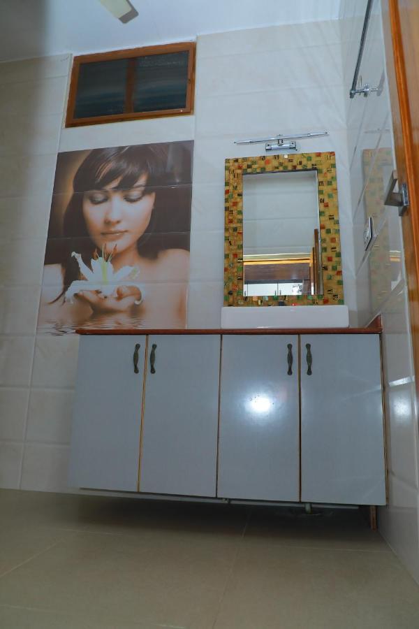 Hill View Paradise - 2Bhk'S & Rooms - A Golden Group Of Premium Home Stays - Тірупаті Екстер'єр фото